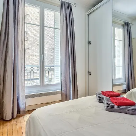 Nation - Goujon Apartment