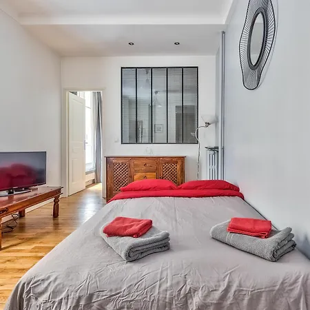 Apartment Nation - Goujon